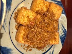 -Cuc Gach Quan Restaurant