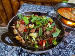腊肉茶树菇锅-张关合渣(朱家坳店)