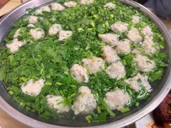 香菜丸子汤-巧味小馆