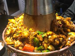 -巴四老城区炭火蛙锅(张江店)
