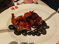 土茯苓中山乳鸽-谭厨中山传家菜.乳鸽.脆鲩鱼(华强北中航城店)