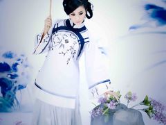 -九月鹰飞汉服摄影工作室