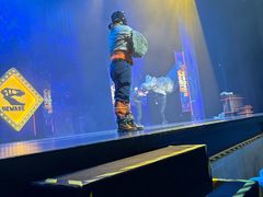 -交通银行前滩31演艺中心