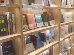 -猫的天空之城概念书店(印象城购物中心店)