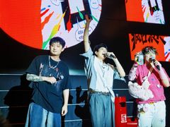 -瑞虹新天地月亮湾