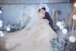 -LOVE SHINE婚纱·红鼎庄龙凤褂·妈妈装定制