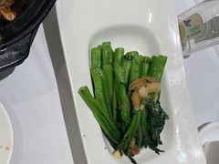 油渣炒菜心-勝記酒家·37年老字号·经典粤菜(荔枝公园店)