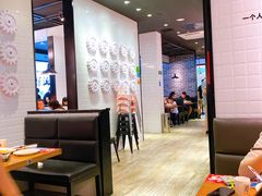 大堂-吕氏疙瘩汤·海鲜新鲁菜(海州利群店)