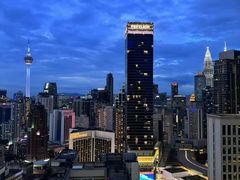 -航空港万怡酒店·万荟轩餐厅(航空港区远航路店)