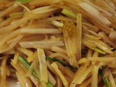 -瑞丰园庭院餐厅·白族传统家常菜