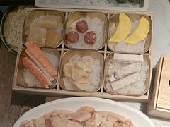 -尚尚仙·酸汤猪手·猪肚鸡火锅(华联万柳购物中心店)