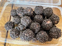 巧克力爆浆小丸子-百香林西点(西安门店)