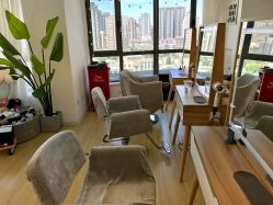 -E.L.K造型momopark店