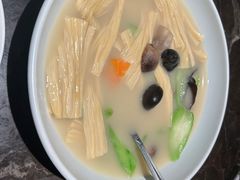 -汤城小厨•粤菜•靓汤(苏州街店)