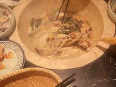 -云海肴云南菜·蒸汽石锅鱼(青岛万象城店)
