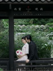 -易摄影婚纱摄影工作室