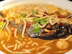 -卢大鲜鱼头捞饭(美利广场店)