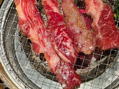 -山川小町·极番烧肉(新地假日广场店)