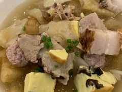 -侬佳蒸菜馆(听潮店)