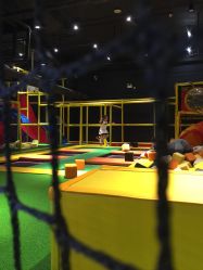 -蹦蹦跳跳(新奥购物中心店)
