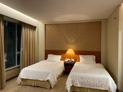 -汕尾巴黎半岛酒店