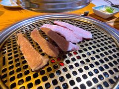 -唯成•韩国炭火烤肉 유성고기