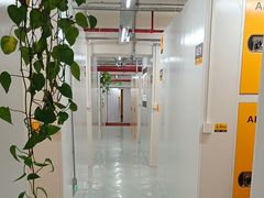 -安东易迷你自助仓储寄存仓库(杨浦店)