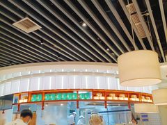 -诚铭记·虾仁汤包·成都小吃(融创店)
