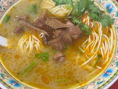 -金杨拉面王小吃面馆·牛三宝面·红烧牛肉粉