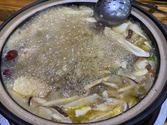 -菌之家·专业纯野生菌火锅·特色炒菌