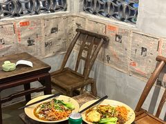 -方铲铲·成都板凳面(滨江银泰店)