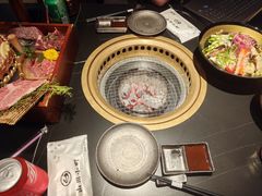 -山川小町·极番烧肉(新地假日广场店)