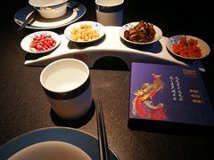 -凤凰湘语·海派湘菜(浦东旗舰店)