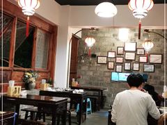 大堂-冯四孃跷脚牛肉·非物质文化遗产店