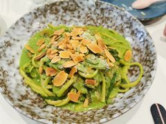 菠菜汁青酱意大利面-拾挚扒房(招商花园城店)
