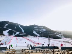 -鳌山滑雪度假区