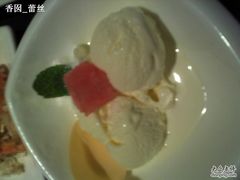 冰激淋-金柚子韩国烤肉(威宁路店)