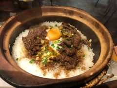 窝蛋牛肉煲仔饭-啫神·广州地标美食(北京路店)