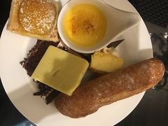-圣丰索菲特·2 On 988 Café 自助餐厅
