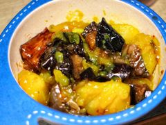 -同济大学本部学苑饮食广场