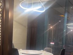 -日照君临天下大酒店