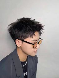 -川和潮人漂色·烫染·接发