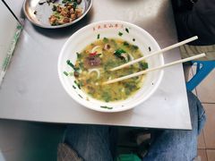 -文山荷鲜居(翠湖店)