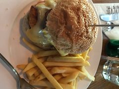 -Geneva日内瓦餐厅(西郊宝成花苑店)