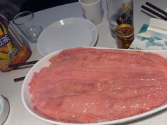 -茅草房·河畔园林火锅