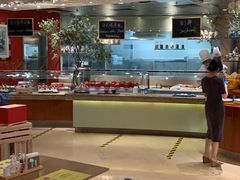-咖啡苑自助餐厅·中国大饭店
