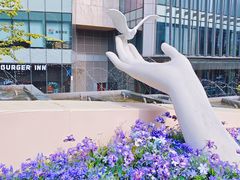 -中航城君尚购物中心