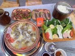 -阿婆情腊排骨火锅(金虹路店)