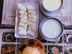 -周大娘牛乳(旧寨古村总店)