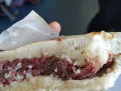 腊牛肉夹馍-杨天玉腊牛羊肉店